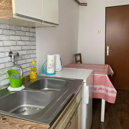 Daire Apartman Trg *