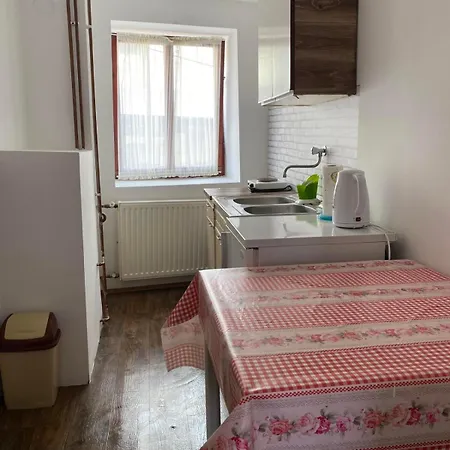 Daire Apartman Trg *